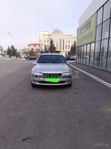 Opel Vectra 1998, 327,000 km - 2.0 l - Sumqayıt
