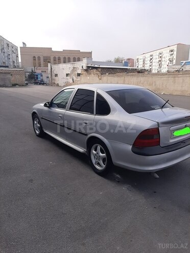 Opel Vectra 1998, 327,000 km - 2.0 l - Sumqayıt