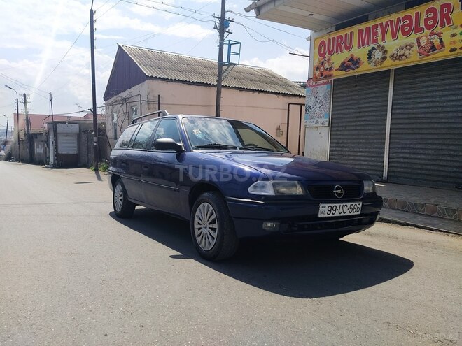 Opel Astra 1995, 323,000 km - 1.6 l - Bakı