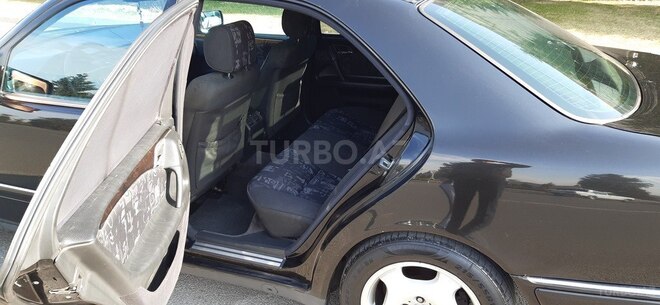 Mercedes E 240 1999, 303,000 km - 2.4 l - Gəncə
