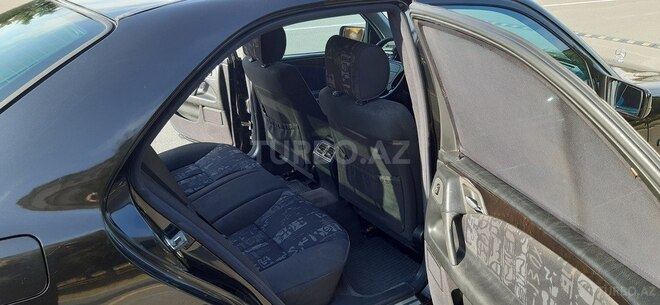 Mercedes E 240 1999, 303,000 km - 2.4 l - Gəncə