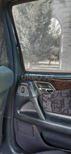 Mercedes E 240 1999, 303,000 km - 2.4 l - Gəncə