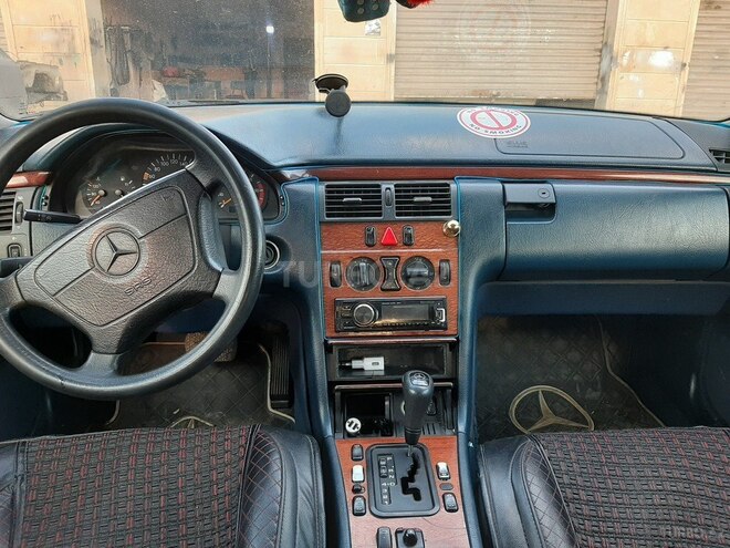 Mercedes E 220 1998, 444,444 km - 2.2 l - Sumqayıt