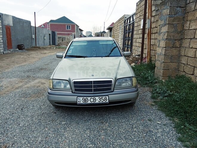 Mercedes C 180 1993, 398,000 km - 1.8 л - Bakı
