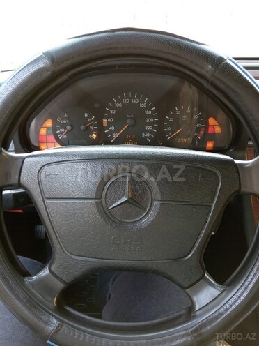 Mercedes C 180 1993, 398,000 km - 1.8 л - Bakı