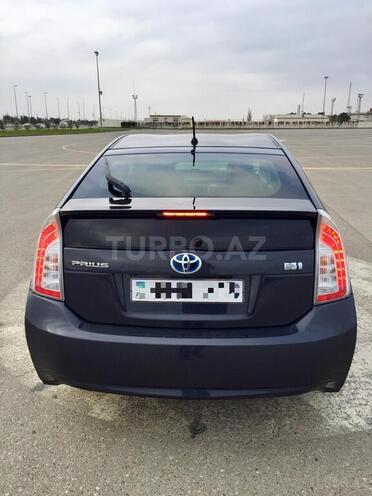 Toyota Prius 2015, 105,000 km - 1.8 l - Bakı