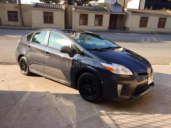 Toyota Prius 2015, 105,000 km - 1.8 l - Bakı