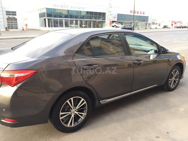 Toyota Corolla 2014, 138,765 km - 1.6 л - Bakı