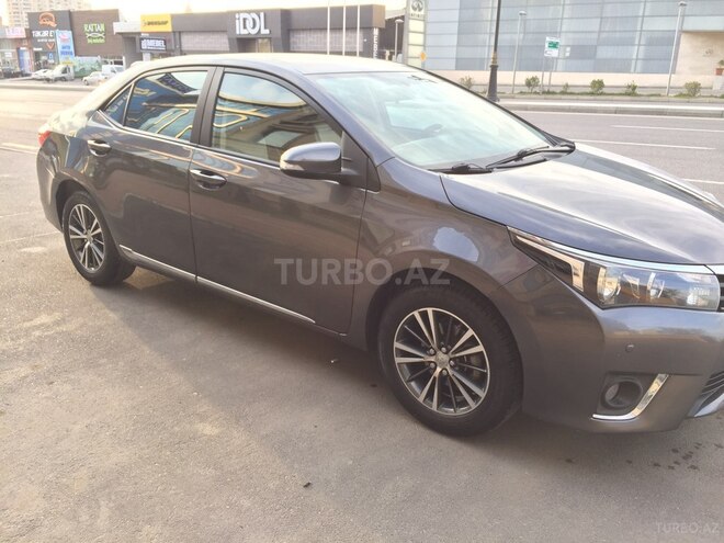 Toyota Corolla 2014, 138,765 km - 1.6 л - Bakı