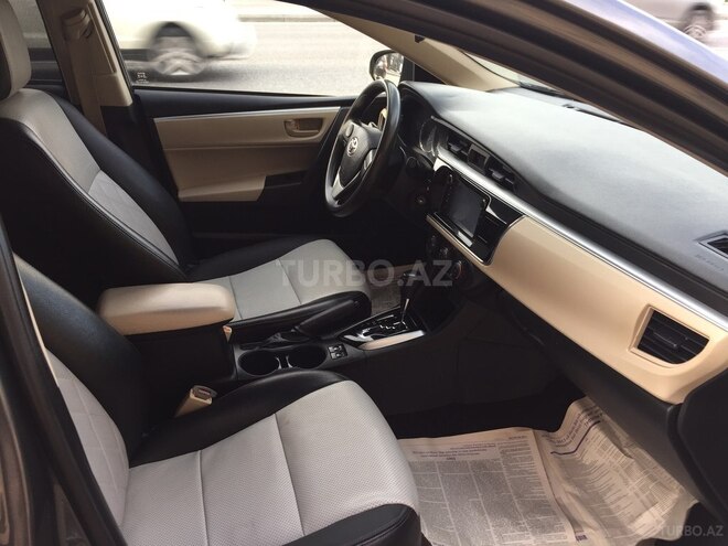 Toyota Corolla 2014, 138,765 km - 1.6 л - Bakı