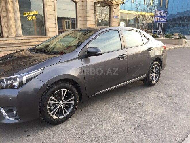 Toyota Corolla 2014, 138,765 km - 1.6 л - Bakı