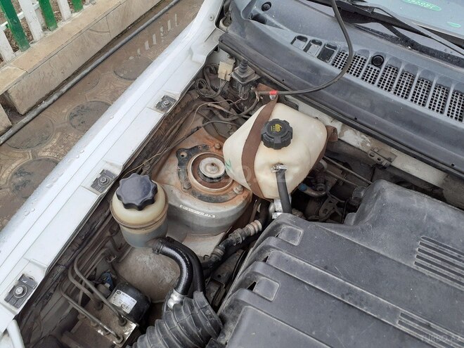 Land Rover Freelander 2005, 100,000 km - 0.3 l - Tərtər