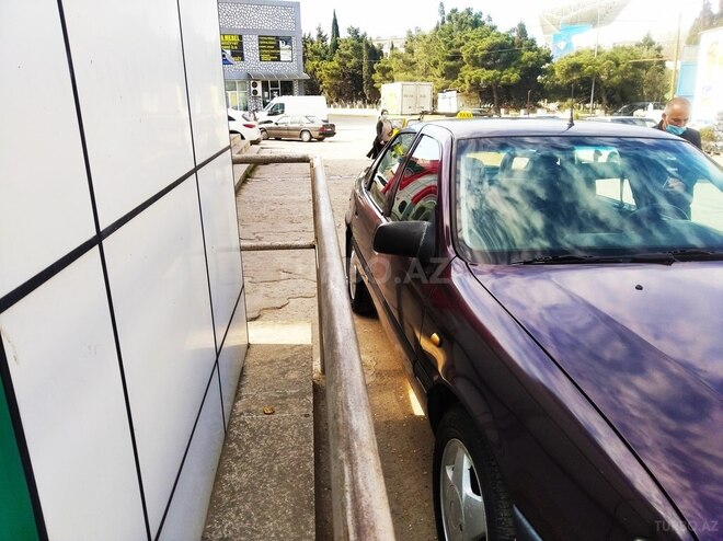 Opel Vectra 1994, 195,000 km - 2.0 l - Bakı