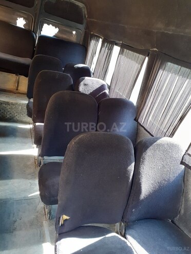 Mercedes 208 D 1990, 180,000 km - 2.3 l - Xırdalan