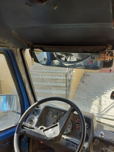 Mercedes 208 D 1990, 180,000 km - 2.3 l - Xırdalan