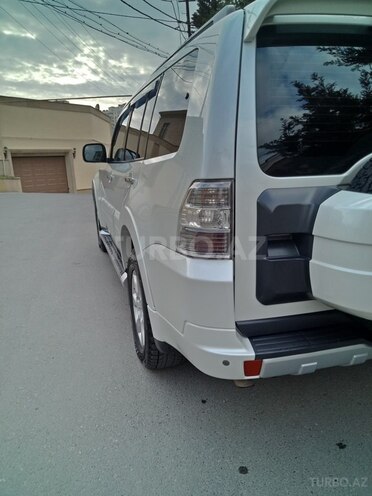 Mitsubishi Pajero 2008, 245,000 km - 3.0 l - Bakı