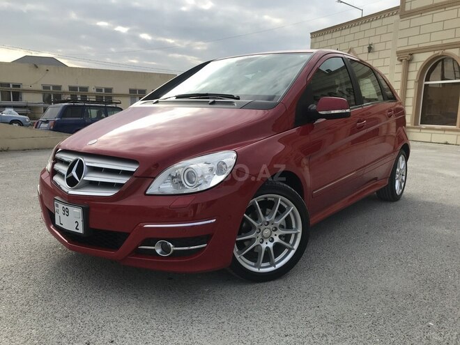Mercedes B 180 2010, 71,103 km - 1.8 л - Bakı