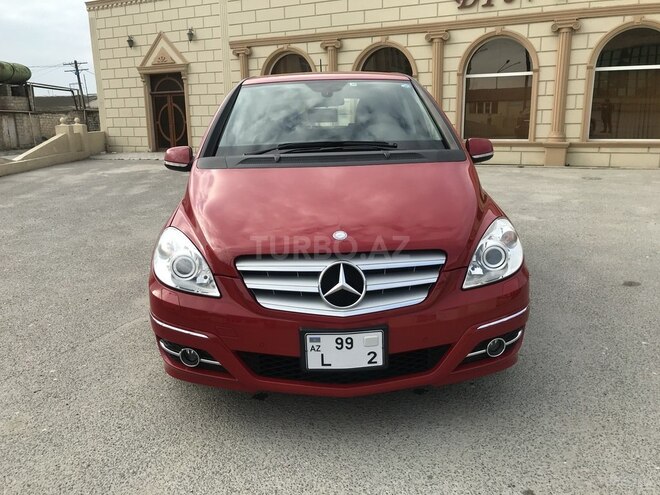 Mercedes B 180 2010, 71,103 km - 1.8 л - Bakı