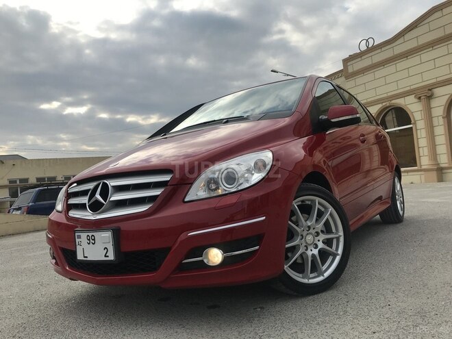 Mercedes B 180 2010, 71,103 km - 1.8 л - Bakı