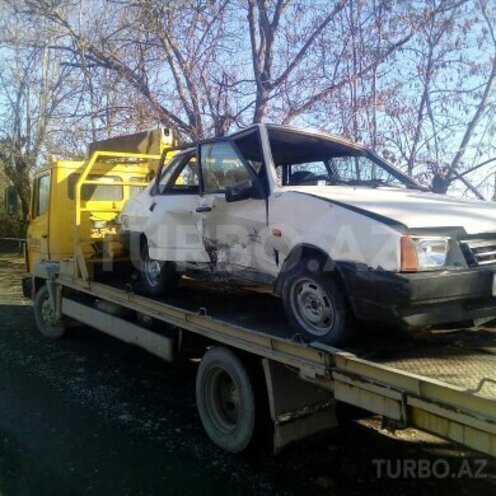 Mercedes 814 D 1987, 201,748 km - 4.0 l - Zaqatala