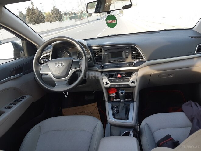 Hyundai Elantra 2016, 71,000 km - 2.0 l - Bakı