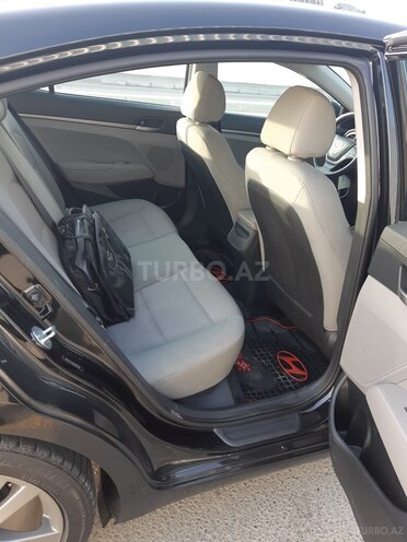 Hyundai Elantra 2016, 71,000 km - 2.0 l - Bakı