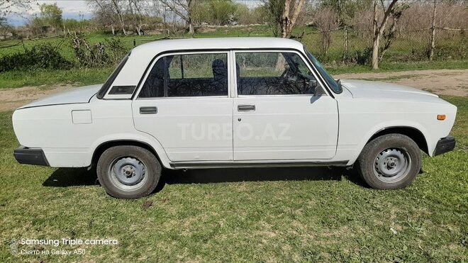 LADA (VAZ) 2107 2005, 140,000 km - 1.6 l - Sabirabad
