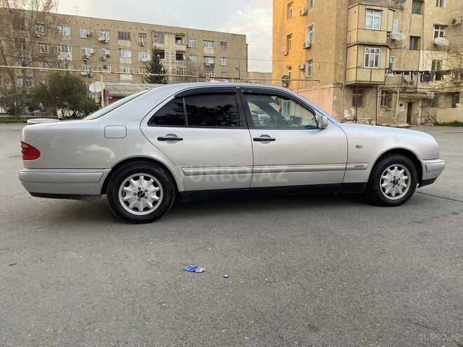 Mercedes E 230 1996, 350,000 km - 2.3 l - Bakı