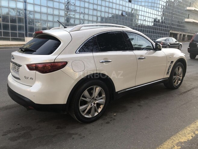 Infiniti QX70 2014, 70,000 km - 3.7 l - Bakı