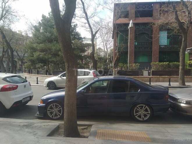 BMW 320 1994, 350,000 km - 0.2 l - Bakı