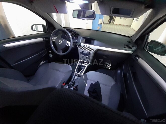 Opel Astra 2009, 163,000 km - 1.3 l - Bakı