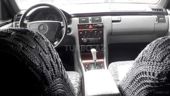 Mercedes E 200 1996, 200,000 km - 2.0 l - Bakı