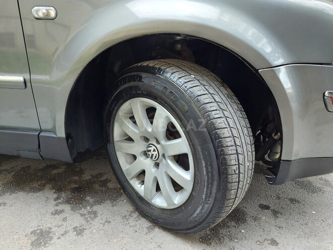 Volkswagen Passat 2001, 219,000 km - 1.8 l - Bakı