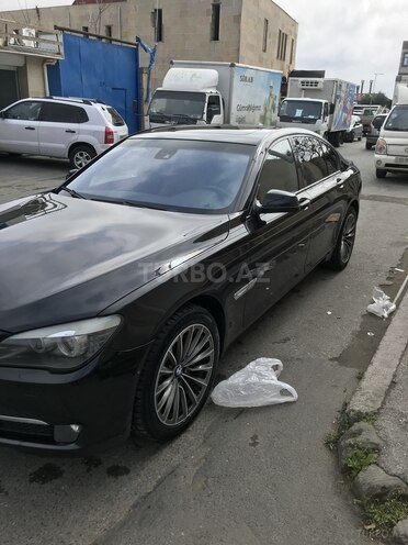 BMW 750 2009, 184,000 km - 4.4 l - Bakı