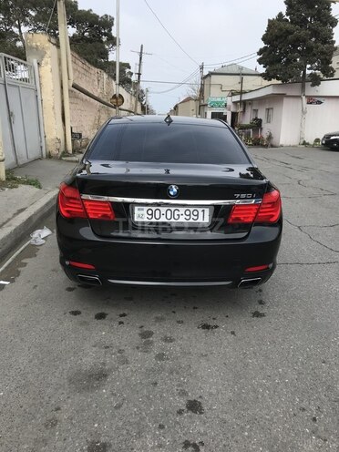BMW 750 2009, 184,000 km - 4.4 l - Bakı