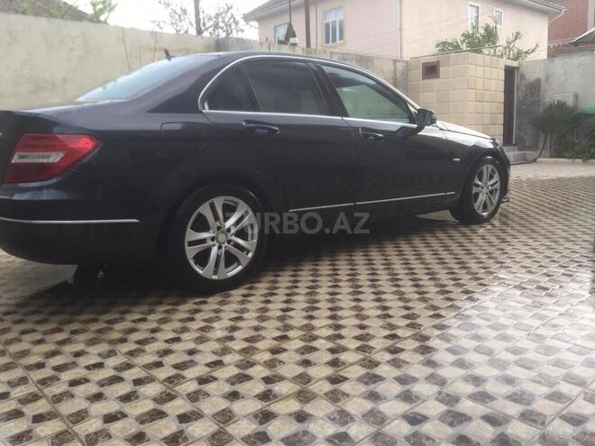 Mercedes C 180 2011, 136,000 km - 1.8 л - Lənkəran