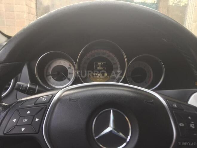 Mercedes C 180 2011, 136,000 km - 1.8 л - Lənkəran