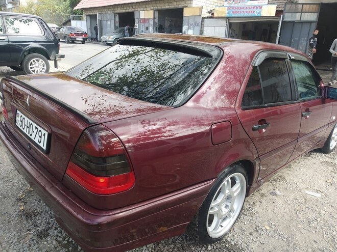 Mercedes C 220 1998, 398,000 km - 2.0 л - Şəki