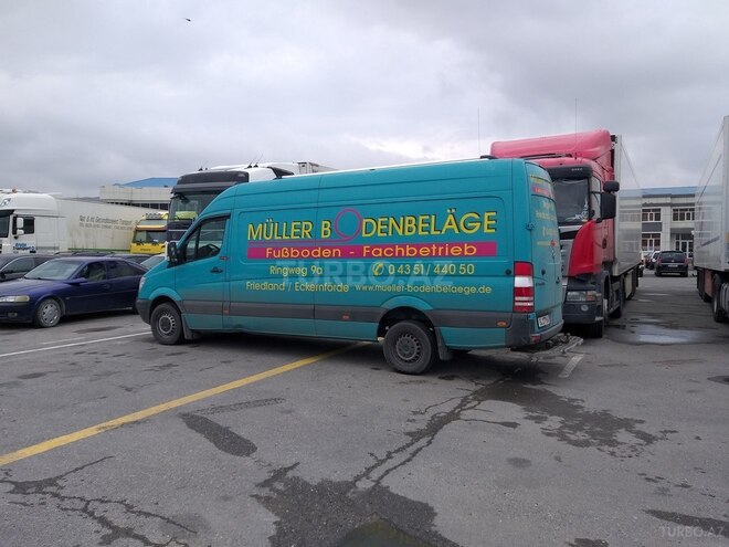 Mercedes Sprinter 316 2009, 236,000 km - 2.2 l - Salyan