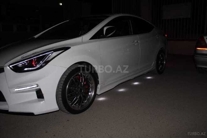 Hyundai Elantra 2011, 2,000 km - 0.2 l - Bakı