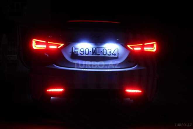 Hyundai Elantra 2011, 2,000 km - 0.2 l - Bakı