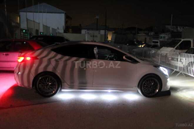 Hyundai Elantra 2011, 2,000 km - 0.2 l - Bakı