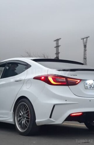 Hyundai Elantra 2011, 2,000 km - 0.2 l - Bakı