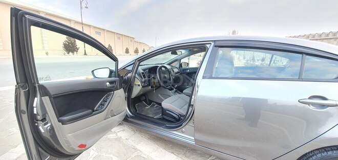 Kia Cerato 2015, 90,000 km - 1.8 l - Naxçıvan