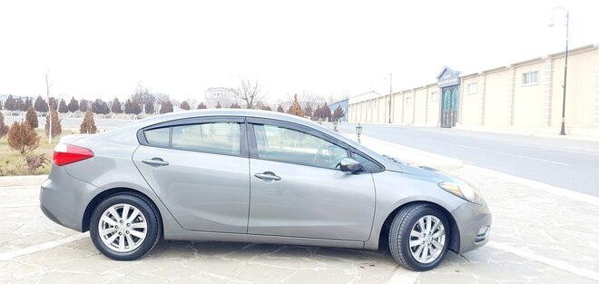 Kia Cerato 2015, 90,000 km - 1.8 l - Naxçıvan