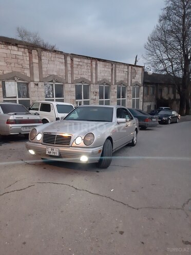 Mercedes E 320 1998, 124,548 km - 3.2 l - Oğuz