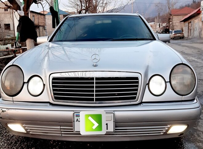 Mercedes E 320 1998, 145,435 km - 3.2 л - Oğuz