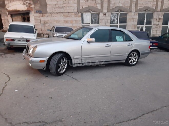 Mercedes E 320 1998, 145,435 km - 3.2 л - Oğuz