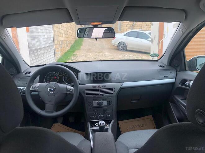 Opel Astra 2006, 255,000 km - 1.6 l - Bakı