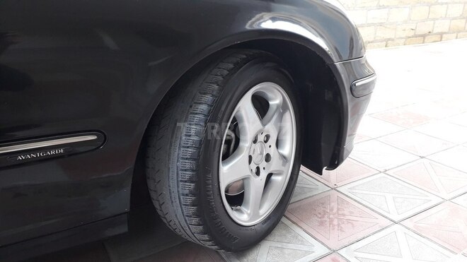 Mercedes C 240 2000, 260,000 km - 2.6 л - Yevlax